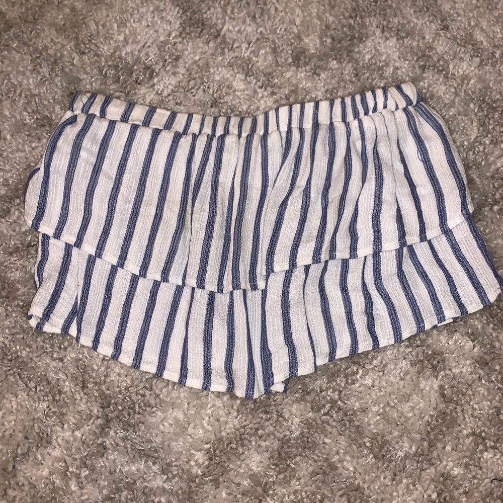 Striped and Strapless flowy shirt